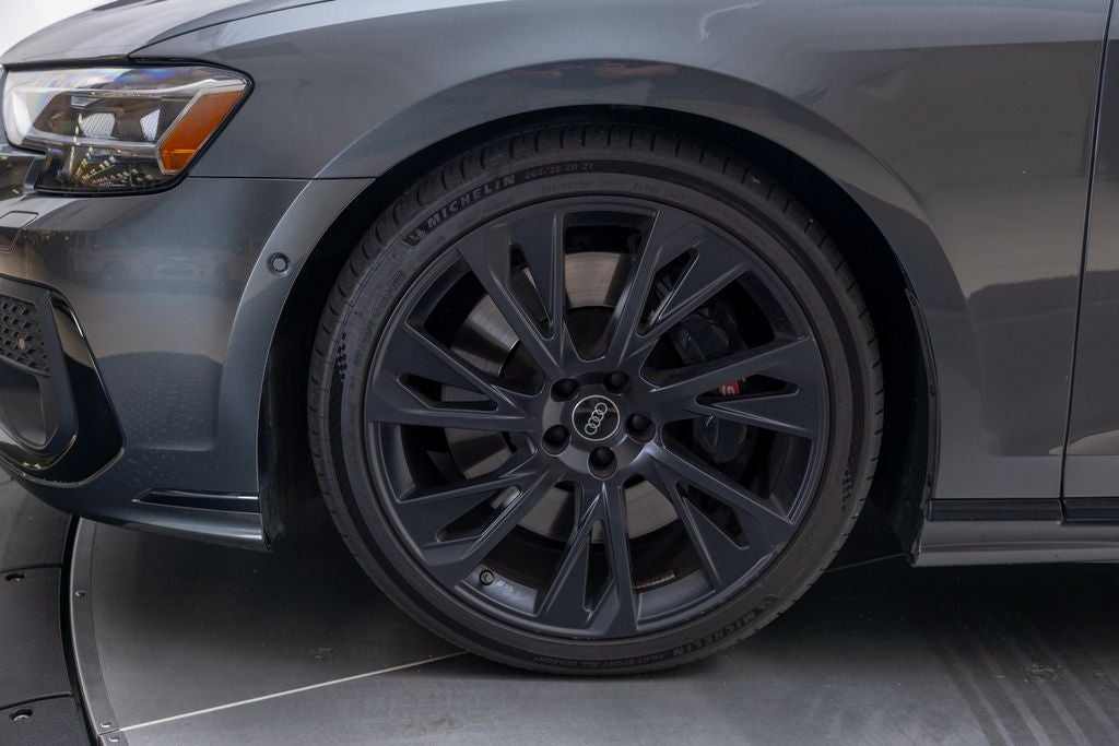 2025 Audi S8 4.0T quattro