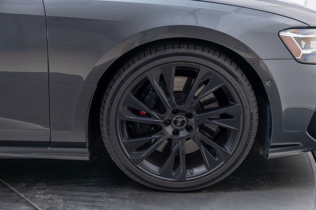2025 Audi S8 4.0T quattro