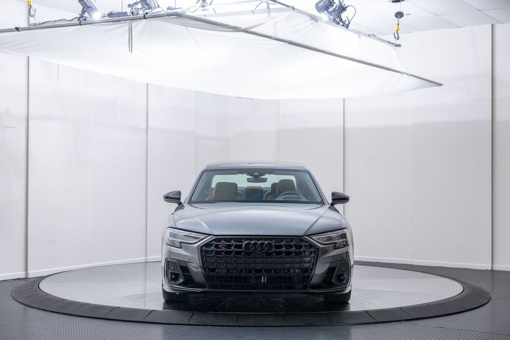 2025 Audi S8 4.0T quattro