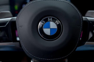 2025 BMW 7 Series 760i xDrive