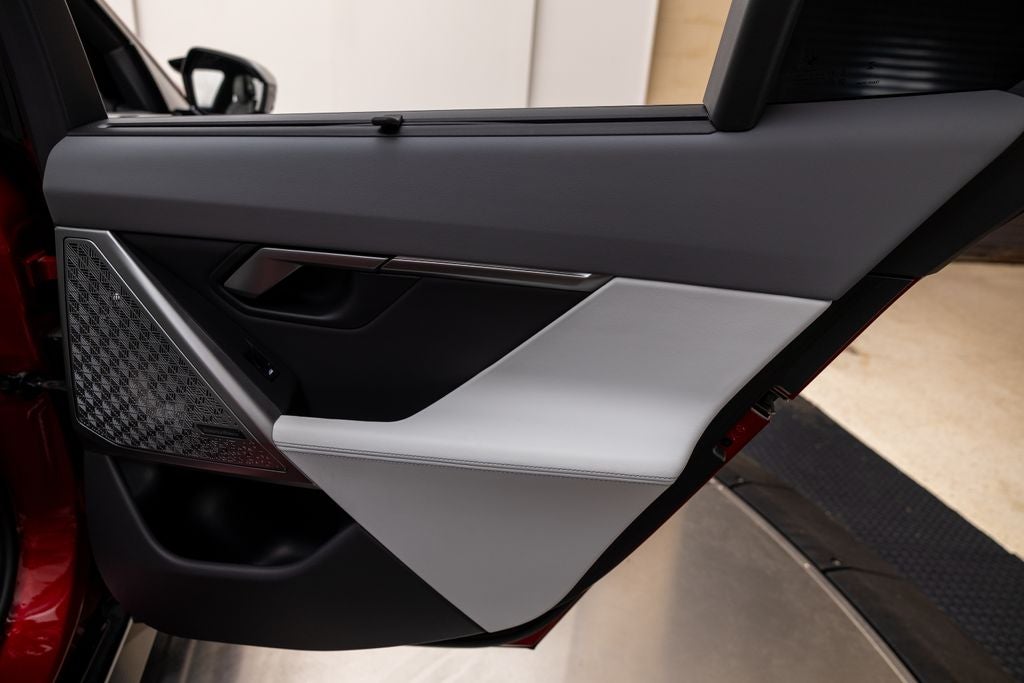 2024 BMW i5 M60