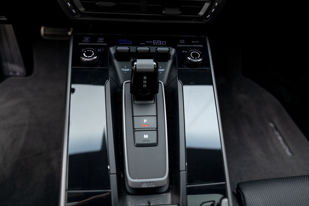 2023 Porsche 911 Carrera