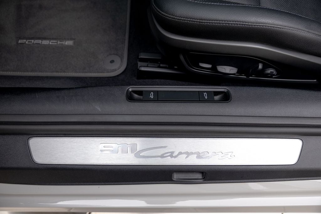 2023 Porsche 911 Carrera