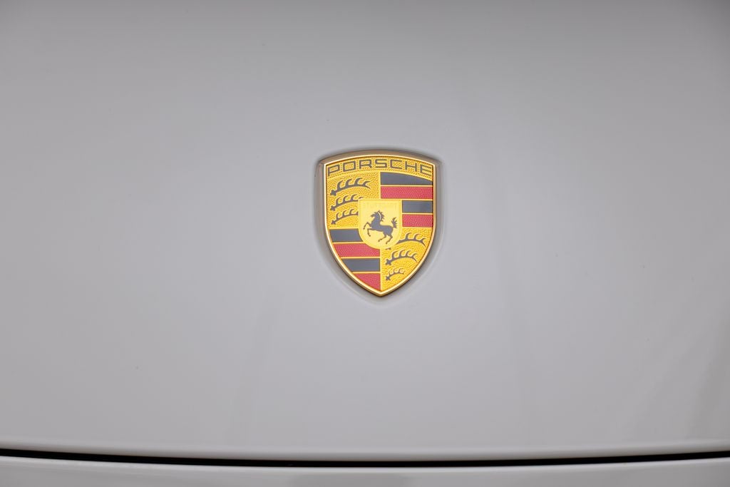 2023 Porsche 911 Carrera