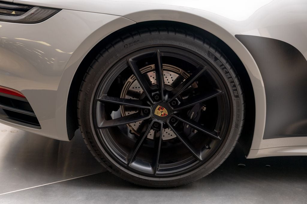 2023 Porsche 911 Carrera