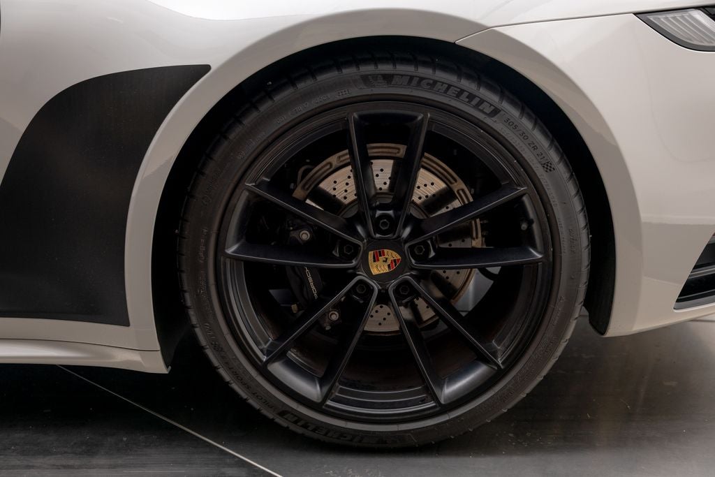 2023 Porsche 911 Carrera