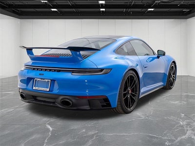 2022 Porsche 911 Carrera 4 GTS