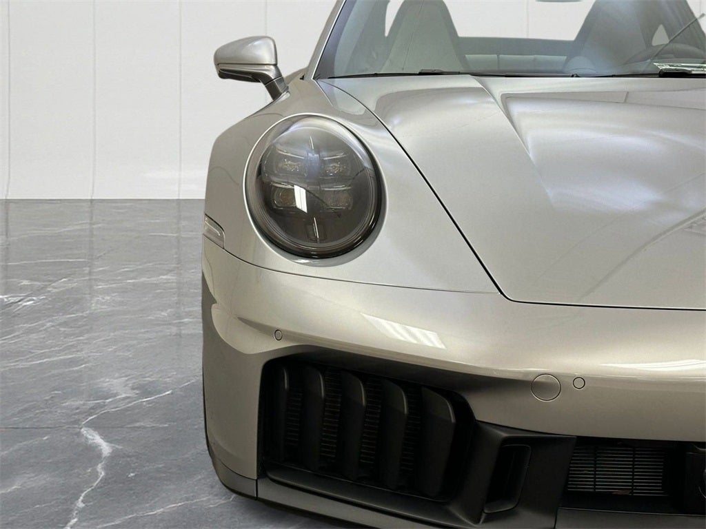 2025 Porsche 911 Carrera GTS