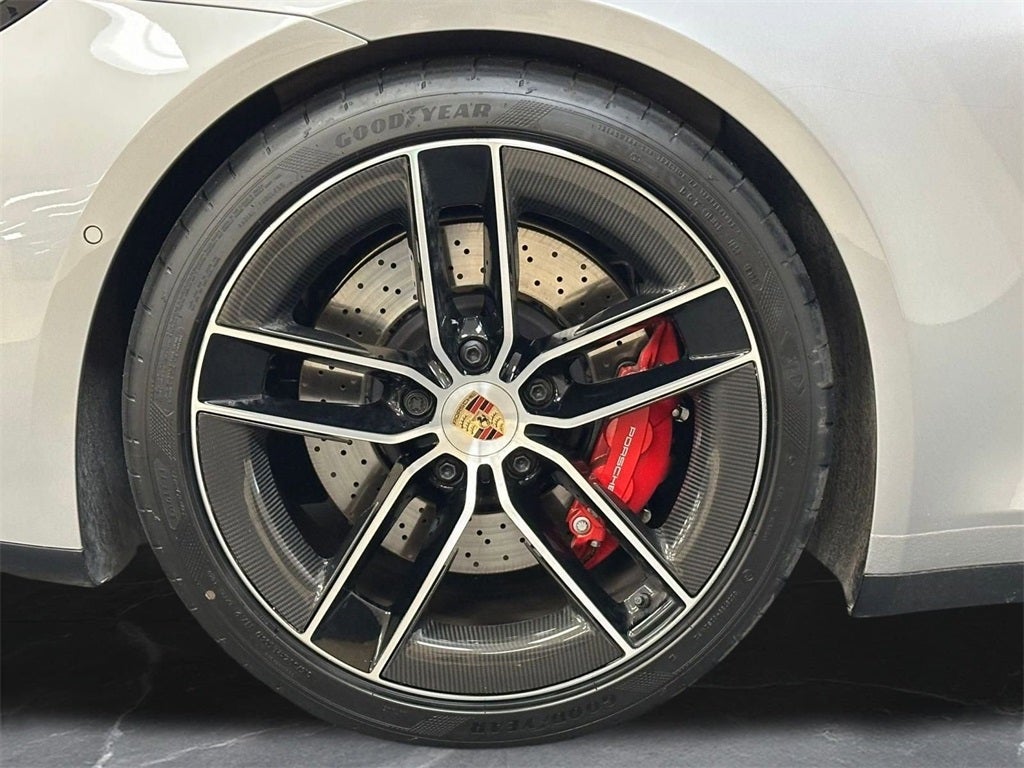 2025 Porsche 911 Carrera GTS