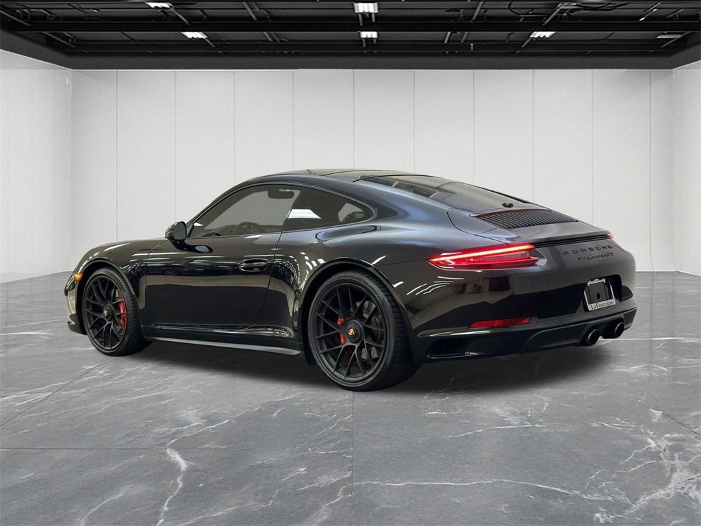 2019 Porsche 911 Carrera GTS