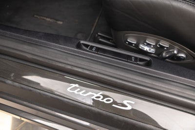 2019 Porsche 911 Turbo S