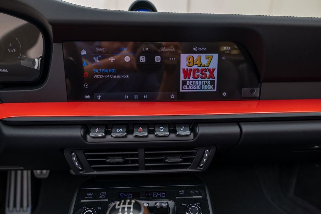 2025 Porsche 911 Carrera T