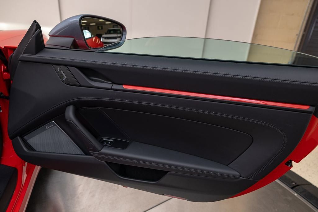 2025 Porsche 911 Carrera T