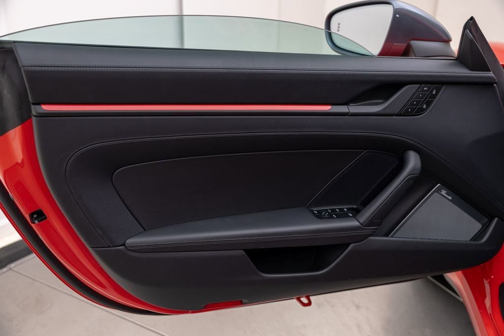 2025 Porsche 911 Carrera T