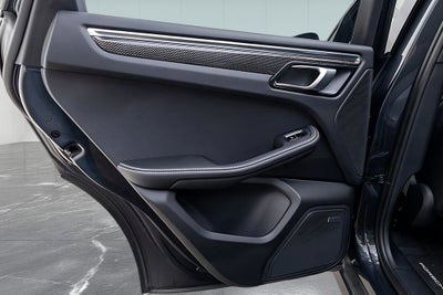 2025 Porsche Macan GTS