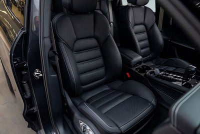 2025 Porsche Macan GTS