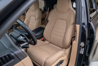 2022 Porsche Cayenne Turbo