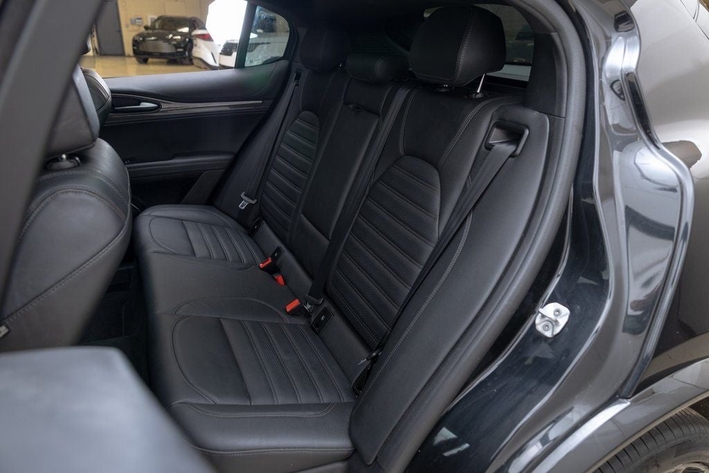 2023 Alfa Romeo Stelvio Quadrifoglio