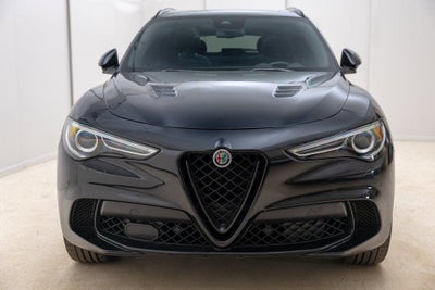 2023 Alfa Romeo Stelvio Quadrifoglio