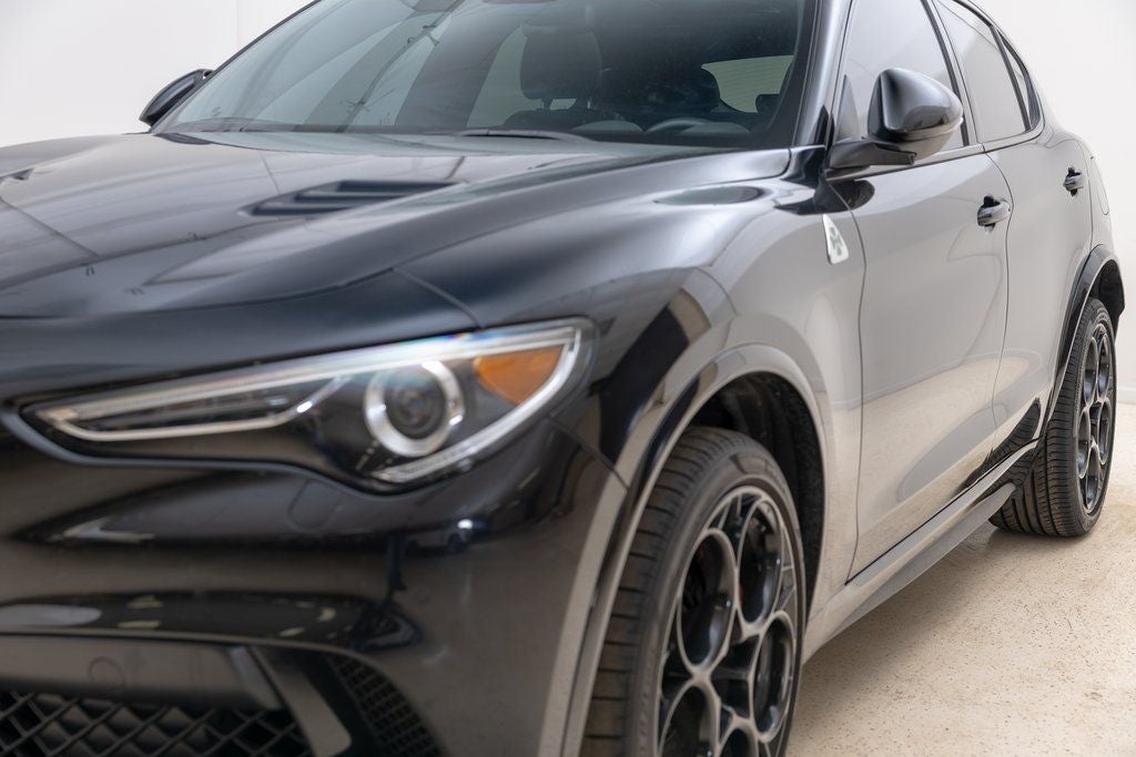 2023 Alfa Romeo Stelvio Quadrifoglio