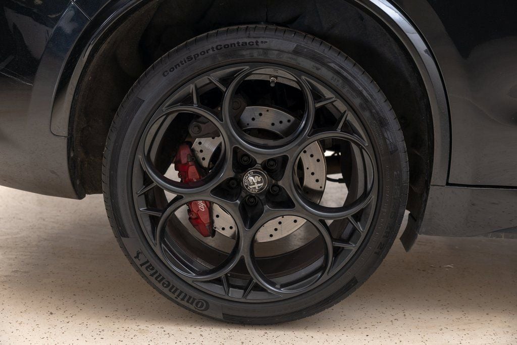 2023 Alfa Romeo Stelvio Quadrifoglio