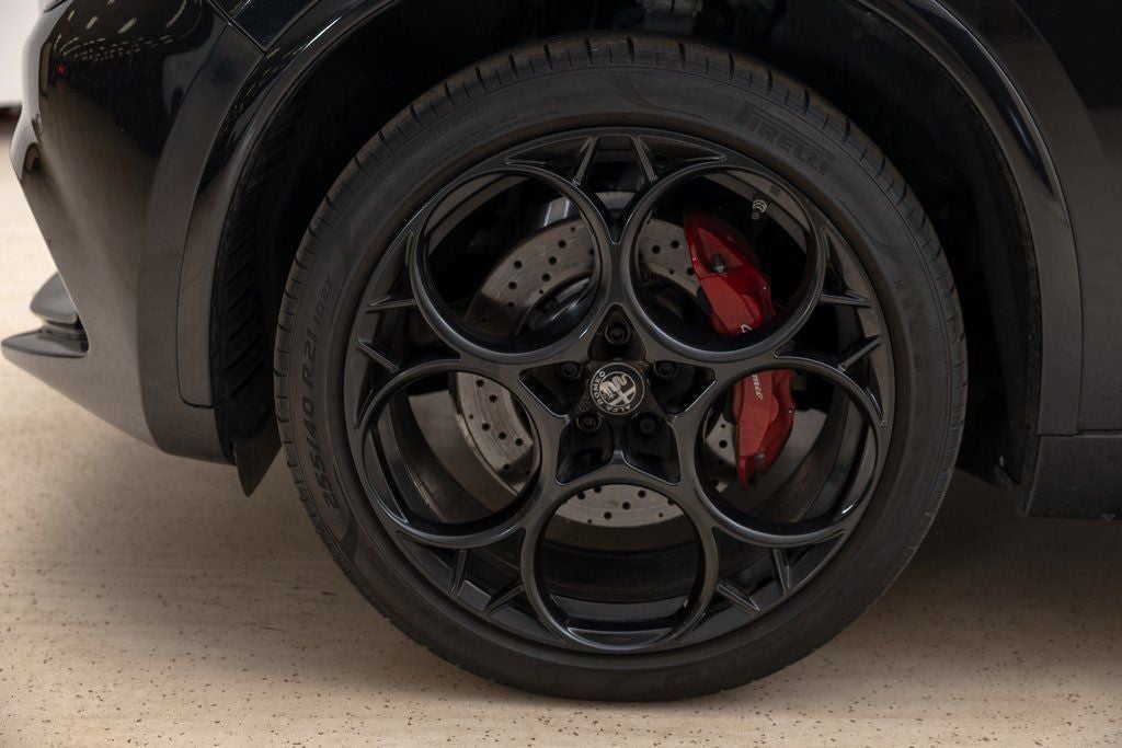 2023 Alfa Romeo Stelvio Quadrifoglio