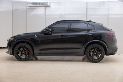 2023 Alfa Romeo Stelvio Quadrifoglio