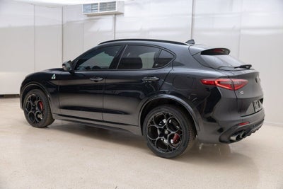 2023 Alfa Romeo Stelvio Quadrifoglio