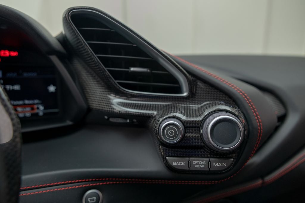 2016 Ferrari 488 GTB Base