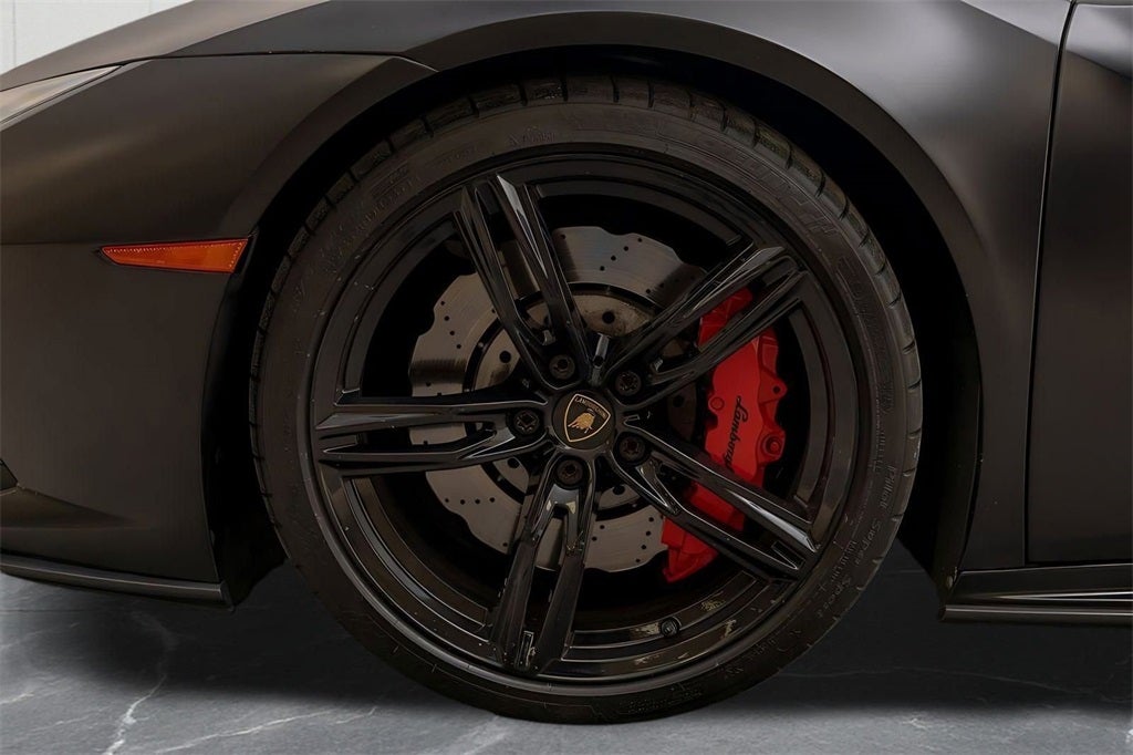 2020 Lamborghini Huracan EVO Base