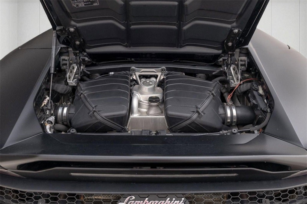 2020 Lamborghini Huracan EVO Base