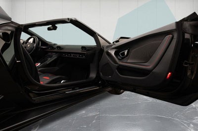 2020 Lamborghini Huracan EVO Base