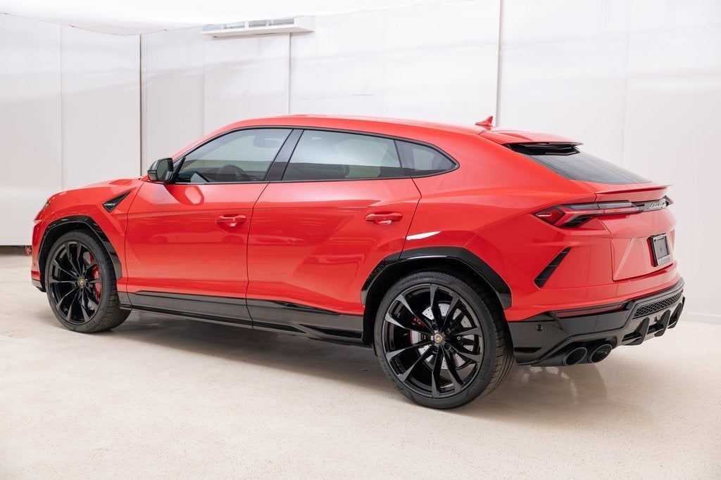 2022 Lamborghini Urus Base
