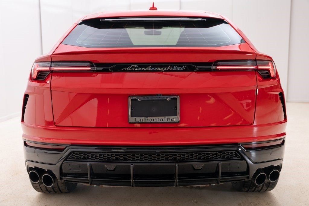 2022 Lamborghini Urus Base