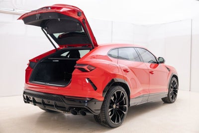 2022 Lamborghini Urus Base