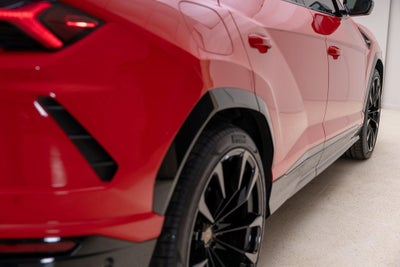 2022 Lamborghini Urus Base