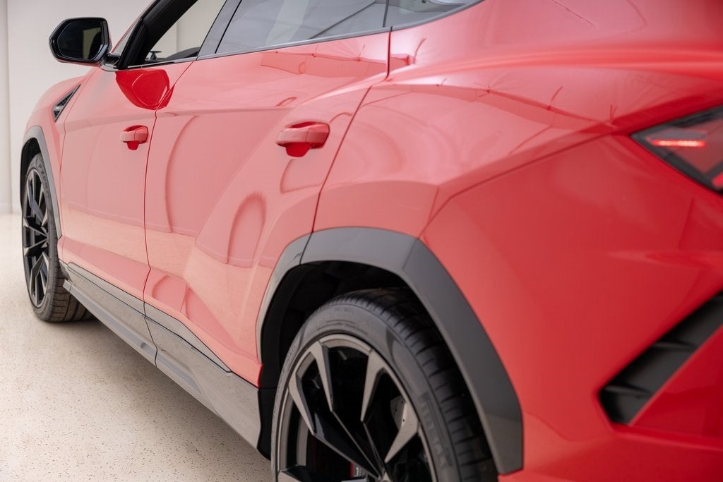 2022 Lamborghini Urus Base