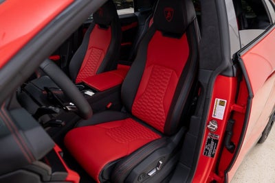 2022 Lamborghini Urus Base