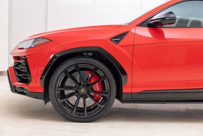 2022 Lamborghini Urus Base