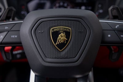 2022 Lamborghini Urus Base