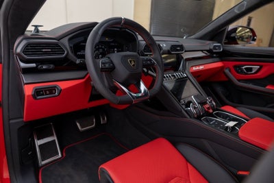 2022 Lamborghini Urus Base
