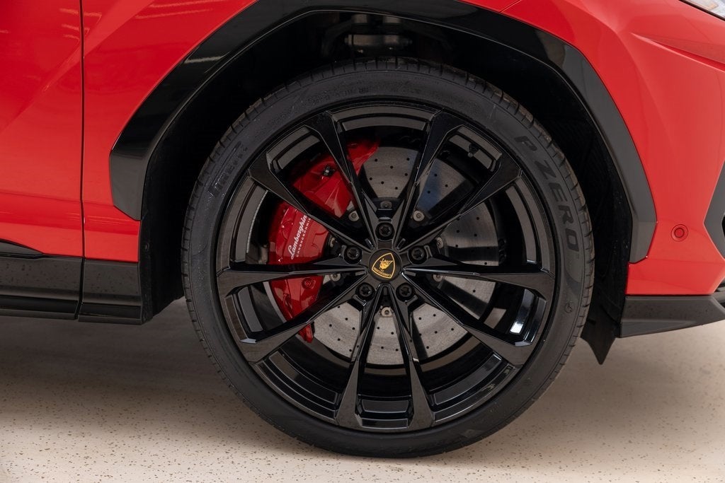 2022 Lamborghini Urus Base