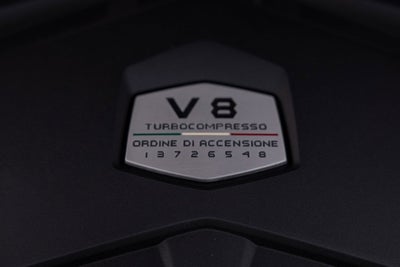 2022 Lamborghini Urus Base