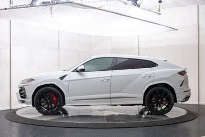 2022 Lamborghini Urus Base