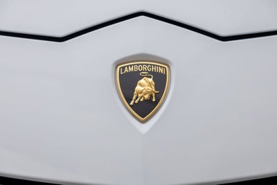 2022 Lamborghini Urus Base