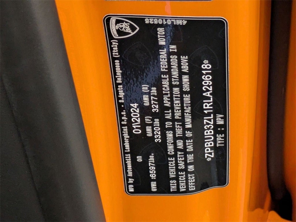 2024 Lamborghini Urus S