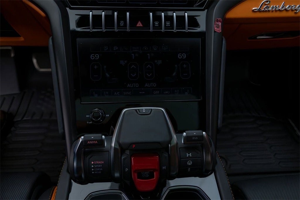 2024 Lamborghini Urus S