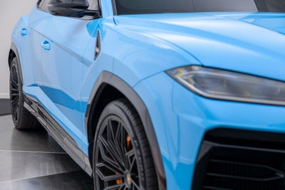 2025 Lamborghini Urus SE