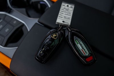 2025 Lamborghini Urus SE