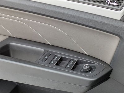 2022 Volkswagen Atlas 3.6L V6 SEL Premium R-Line